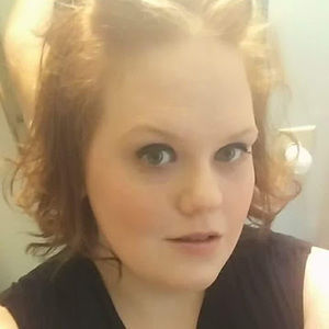 Meet your Posher, Danyelle
